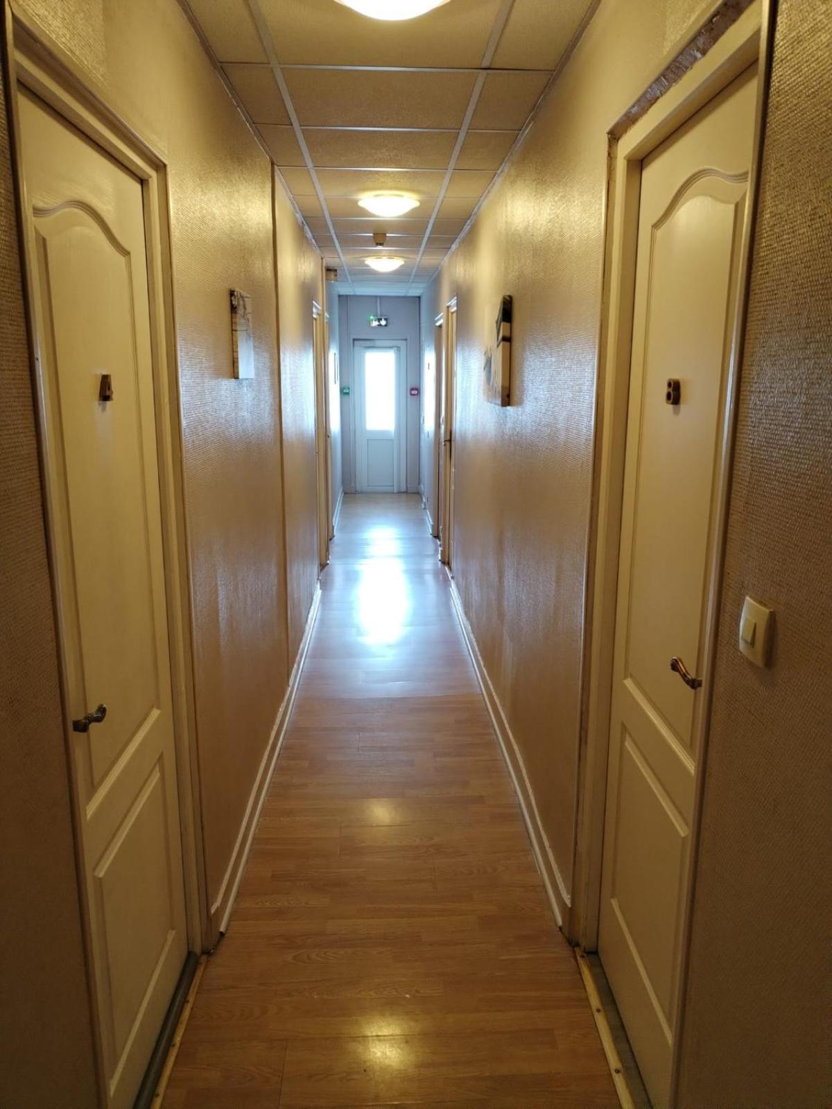 Aux Trois Rois Hotel Pont-Sur-Yonne Luaran gambar